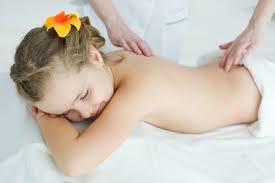 Massage enfant fille